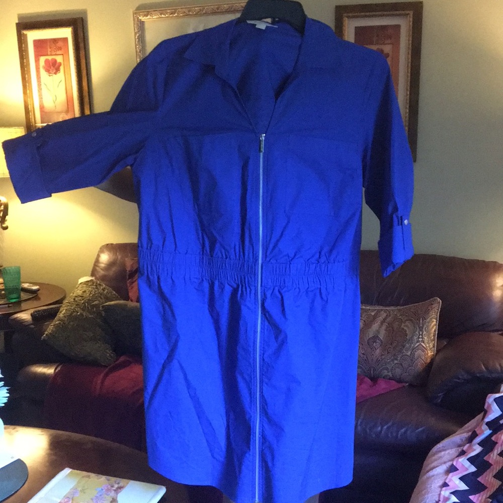 Stunning Michael Kors dress great for all seasons.